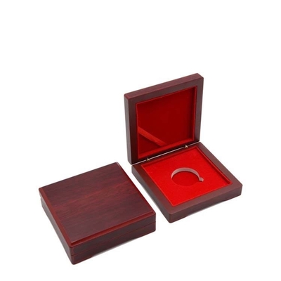 ROHS স্মারক কয়েন বক্স 100*100*30mm MDF লেথারেট পেপার কয়েন কালেকশন বক্স